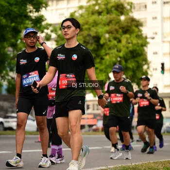 Runner Photo 4158123