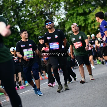 Runner Photo 4158159