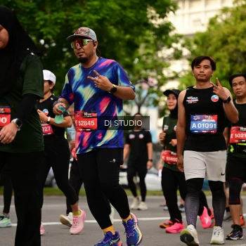 Runner Photo 4158168