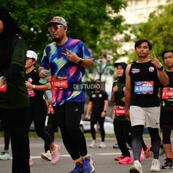 Runner Photo 4158171