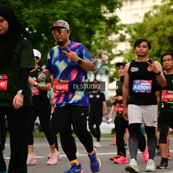 Runner Photo 4158173