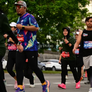 Runner Photo 4158178