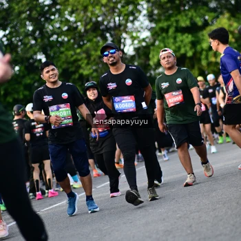 Runner Photo 4158189