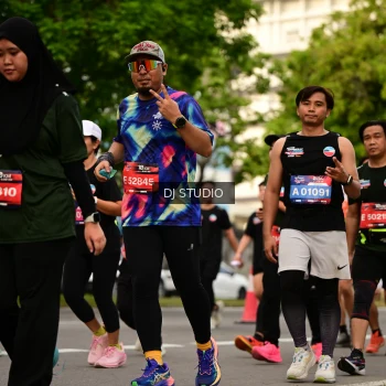 Runner Photo 4158210