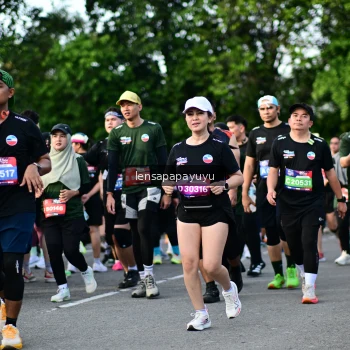 Runner Photo 4158222