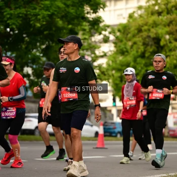Runner Photo 4158228