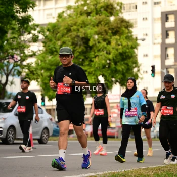 Runner Photo 4158234