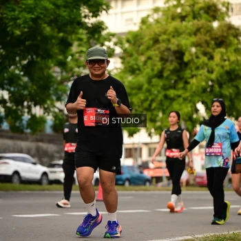 Runner Photo 4158241