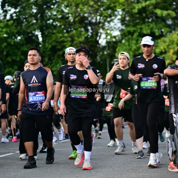 Runner Photo 4158250