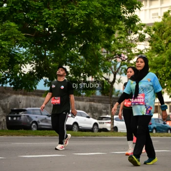 Runner Photo 4158254