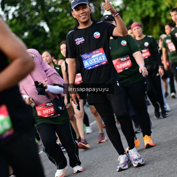 Runner Photo 4158328