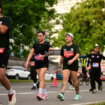 Runner Photo 4158354