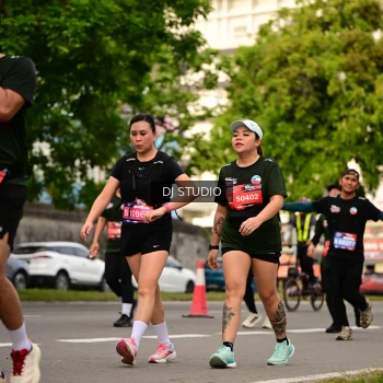 Runner Photo 4158356