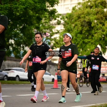Runner Photo 4158359