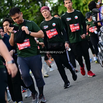 Runner Photo 4158368