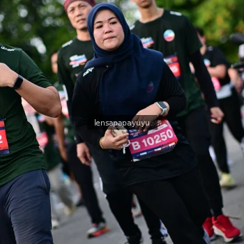 Runner Photo 4158383