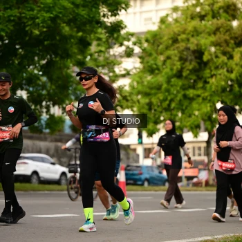 Runner Photo 4158387