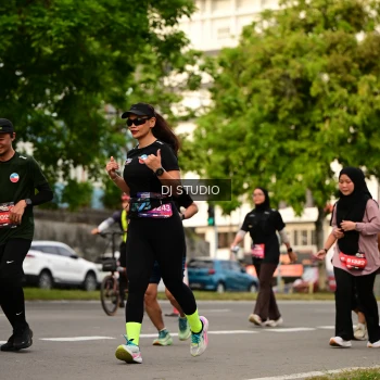 Runner Photo 4158388