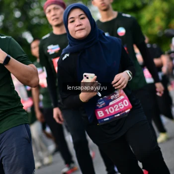 Runner Photo 4158394