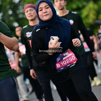 Runner Photo 4158399