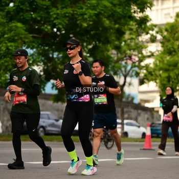 Runner Photo 4158401
