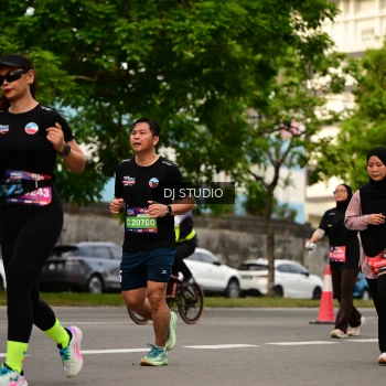 Runner Photo 4158407