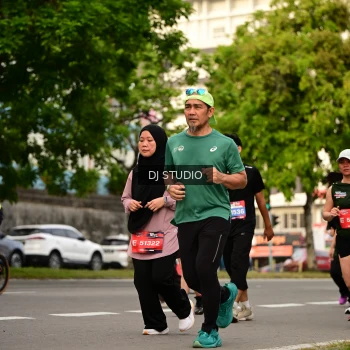 Runner Photo 4158410