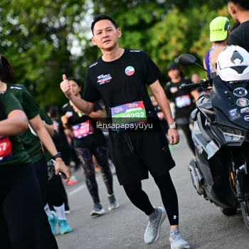 Runner Photo 4158412