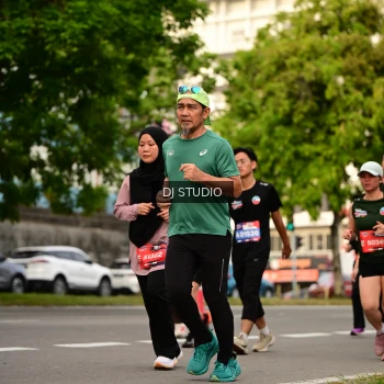 Runner Photo 4158415