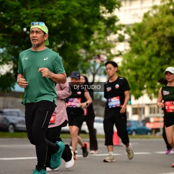 Runner Photo 4158427