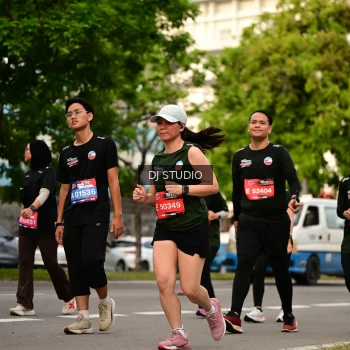 Runner Photo 4158438