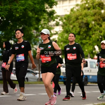 Runner Photo 4158443