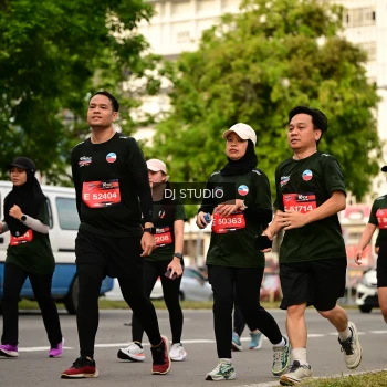 Runner Photo 4158461