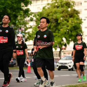 Runner Photo 4158466
