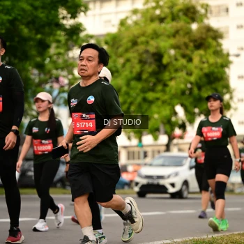 Runner Photo 4158471
