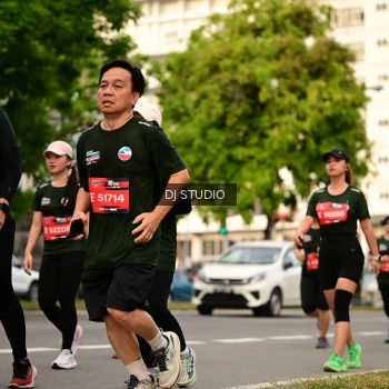 Runner Photo 4158472