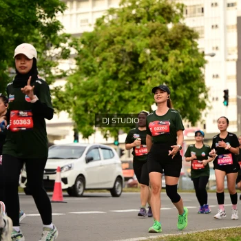 Runner Photo 4158475
