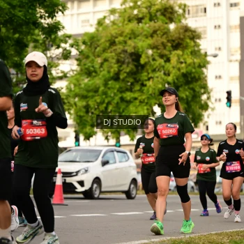 Runner Photo 4158476