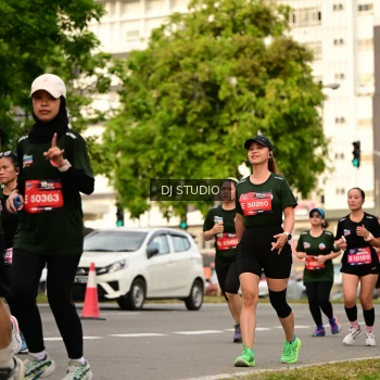 Runner Photo 4158481