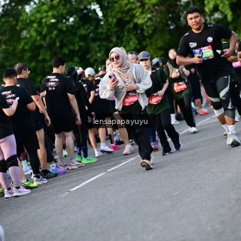 Runner Photo 4158503