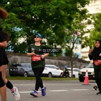 Runner Photo 4158528