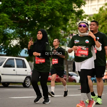 Runner Photo 4158547