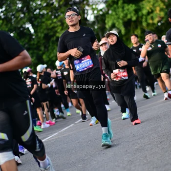Runner Photo 4158551