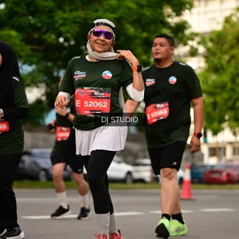 Runner Photo 4158557
