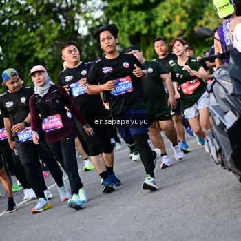 Runner Photo 4158567