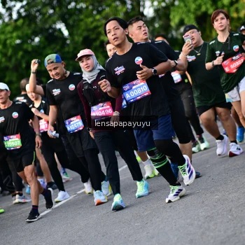 Runner Photo 4158578