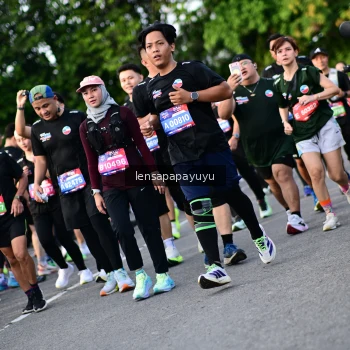 Runner Photo 4158586
