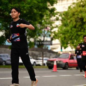 Runner Photo 4158591