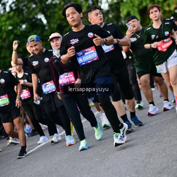 Runner Photo 4158592