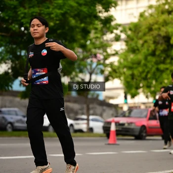 Runner Photo 4158593